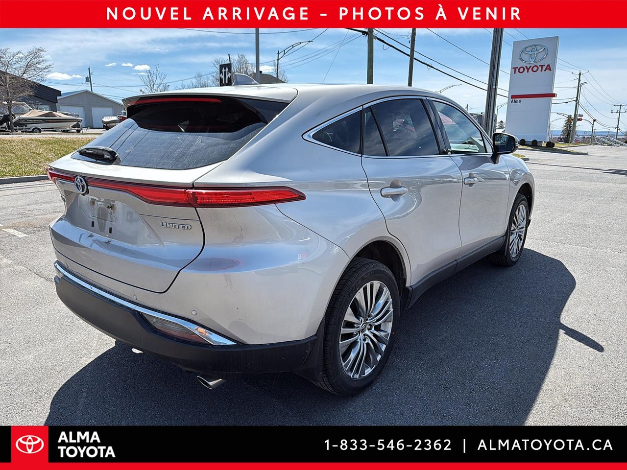 Toyota Venza LIMITED HYBRID 2023-2