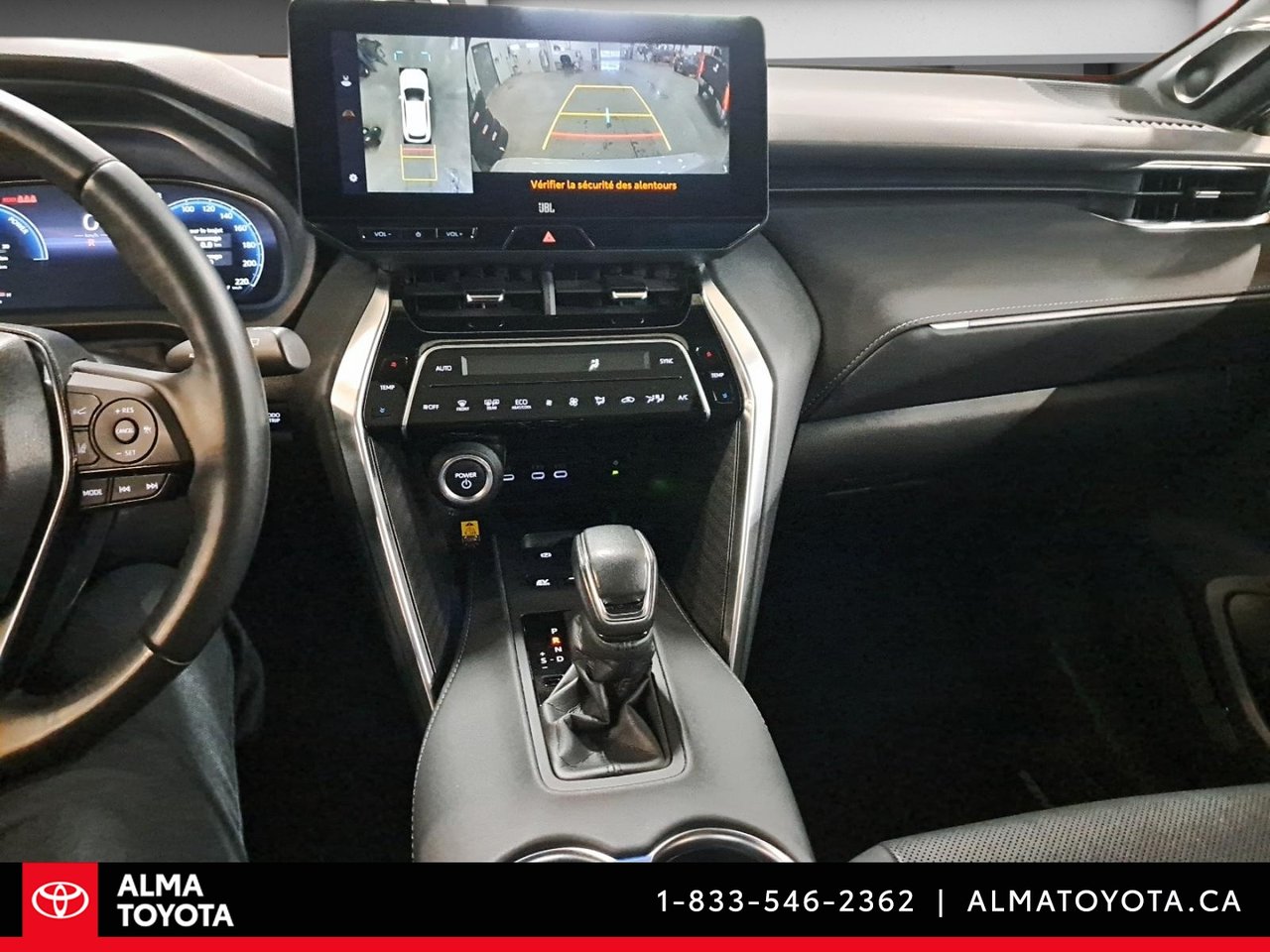 2023 Toyota Venza LIMITED HYBRID-14