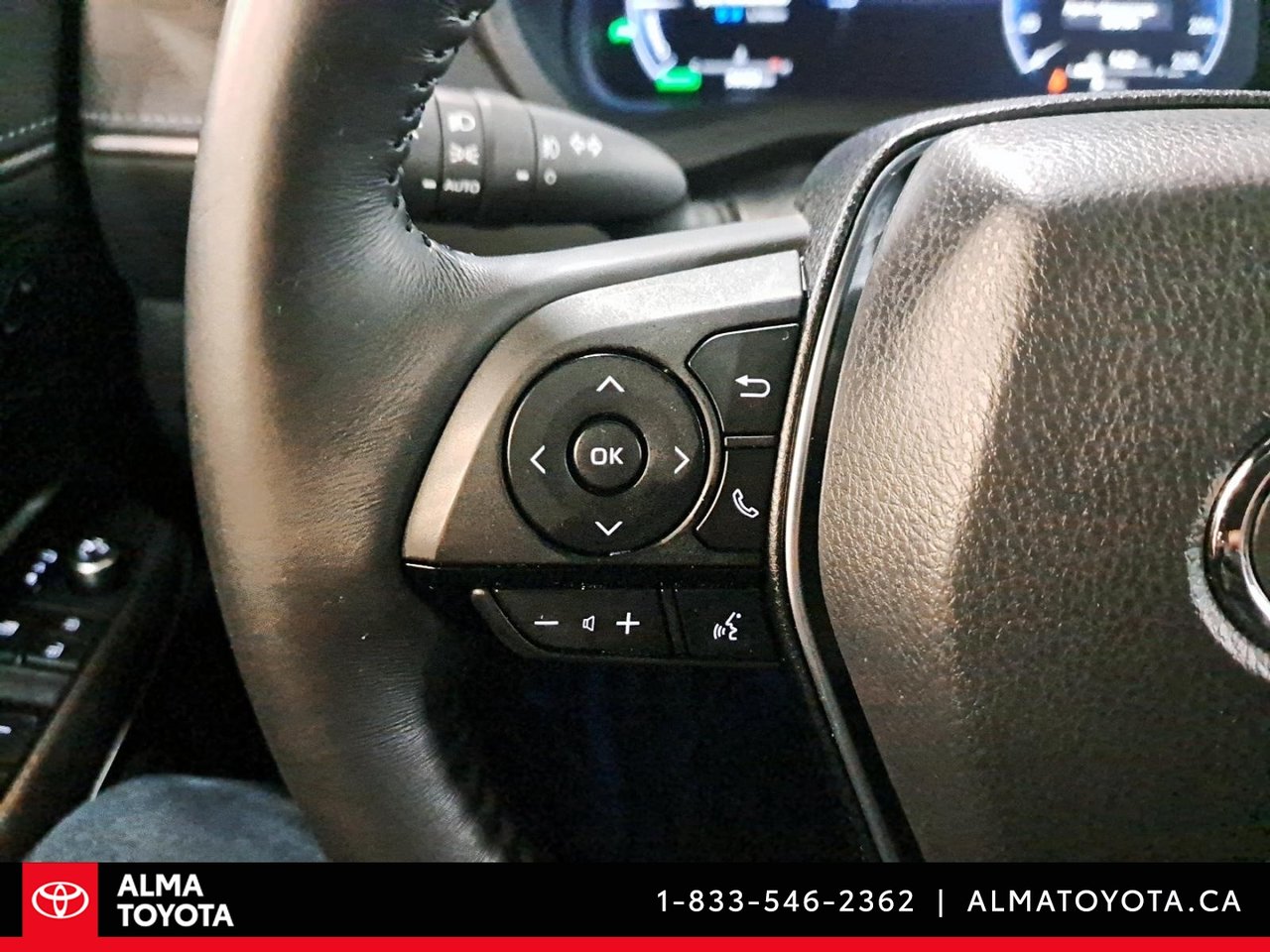 2023 Toyota Venza LIMITED HYBRID-20