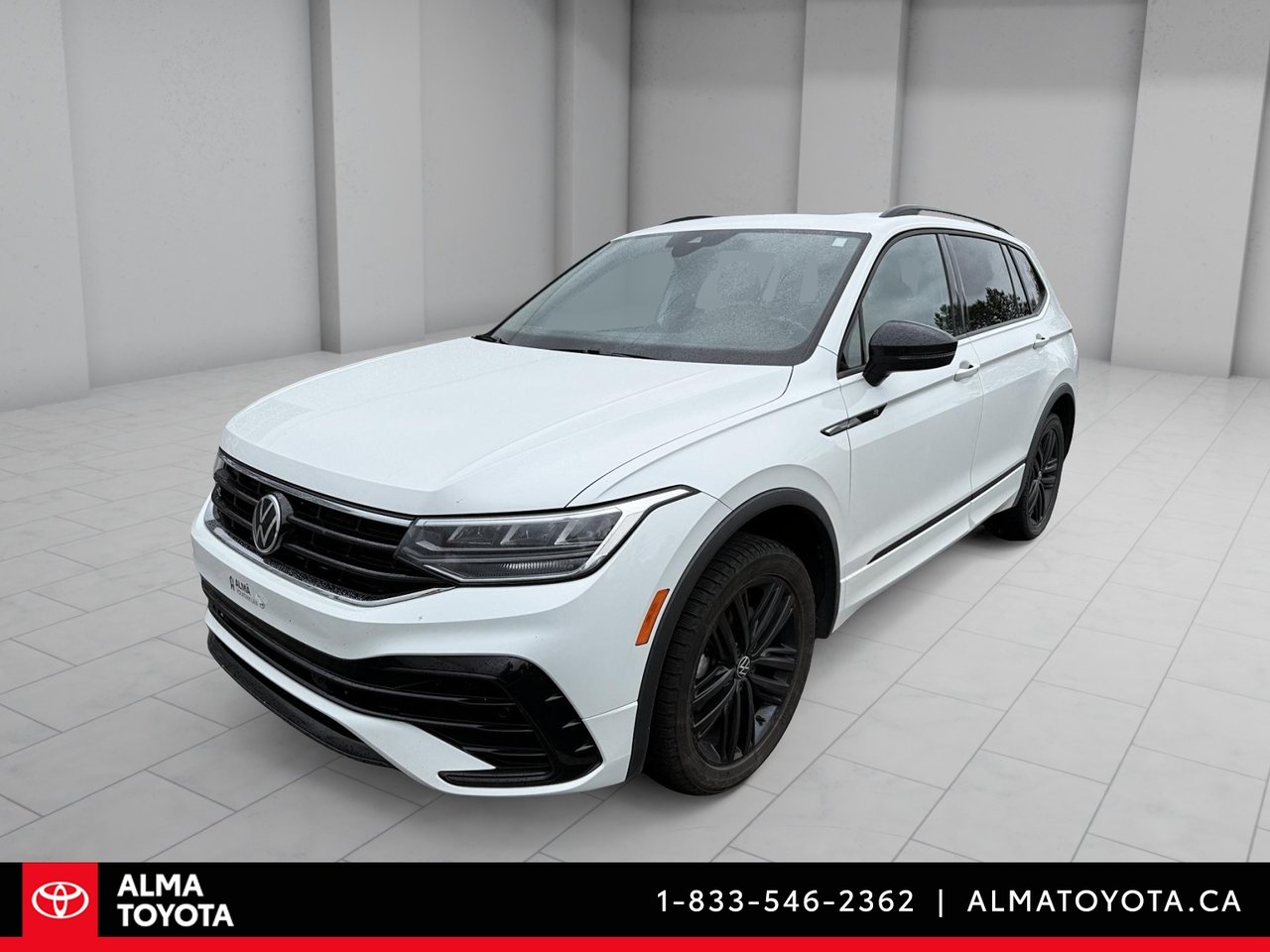 Volkswagen Tiguan COMFORTLINE R-LINE BLACK EDITION 2022-0