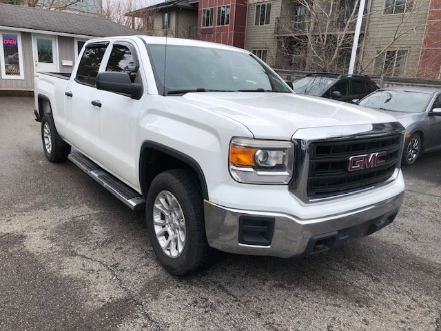 GMC Sierra 1500 Base Crew Cab 4WD 2014