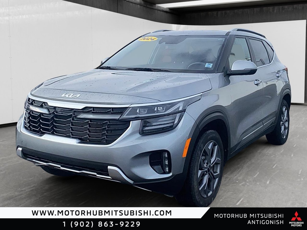 Gray 2024 Kia Seltos SUV / Crossover All-Wheel Drive
