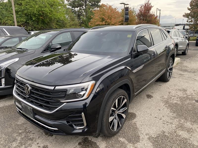 Deep Black Pearl 2024 Volkswagen Atlas Cross Sport SUV / Crossover Automatic
