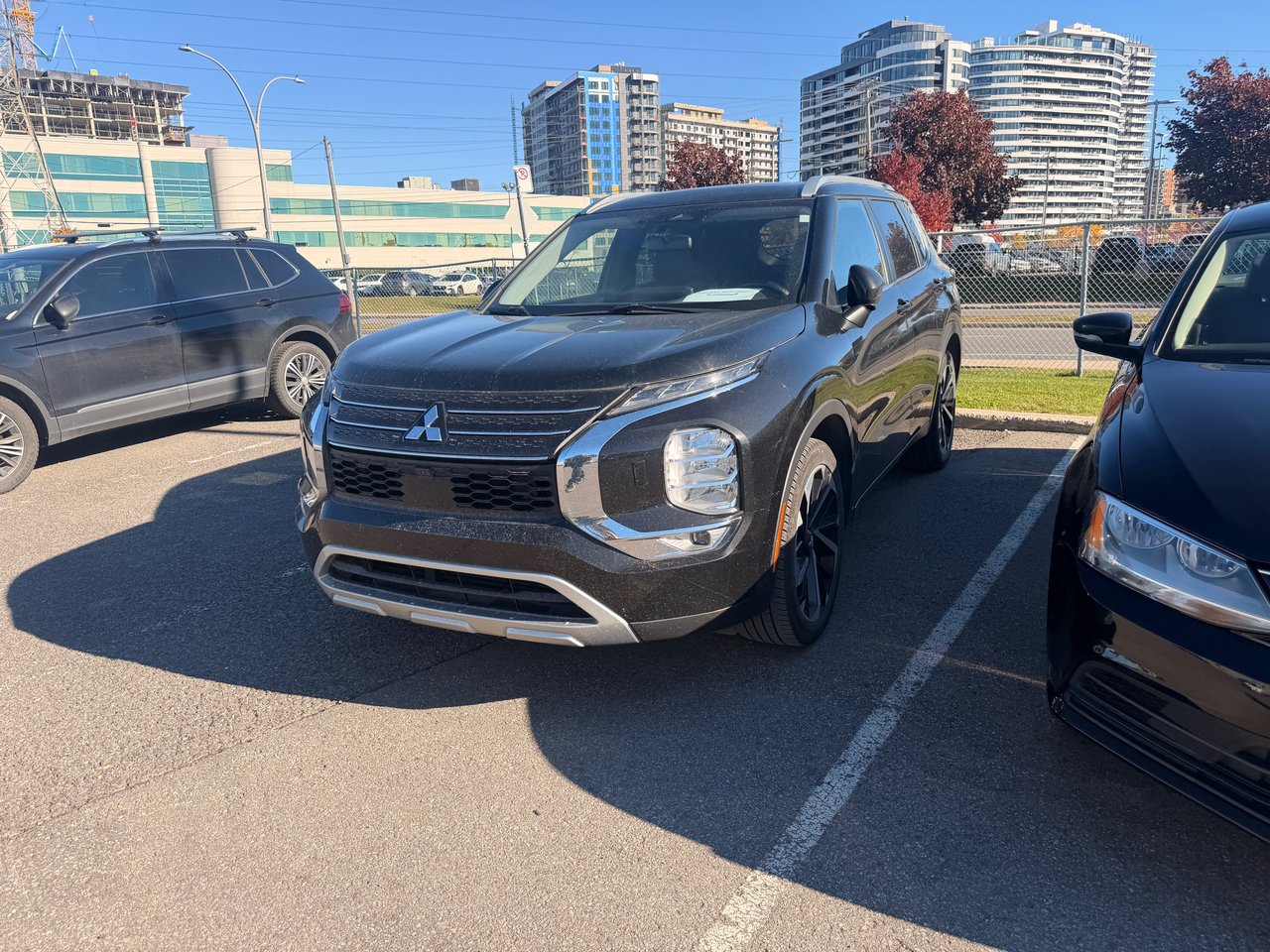 Black 2022 Mitsubishi Outlander SUV / Crossover All-Wheel Drive Automatic
