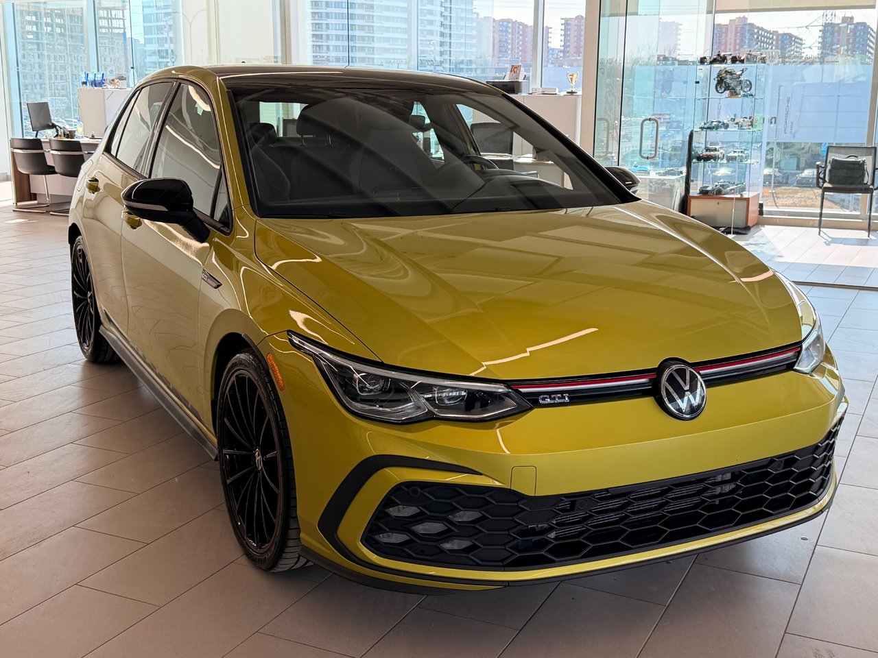 2023 Volkswagen Golf GTI 40th Anniversary Edition FWD