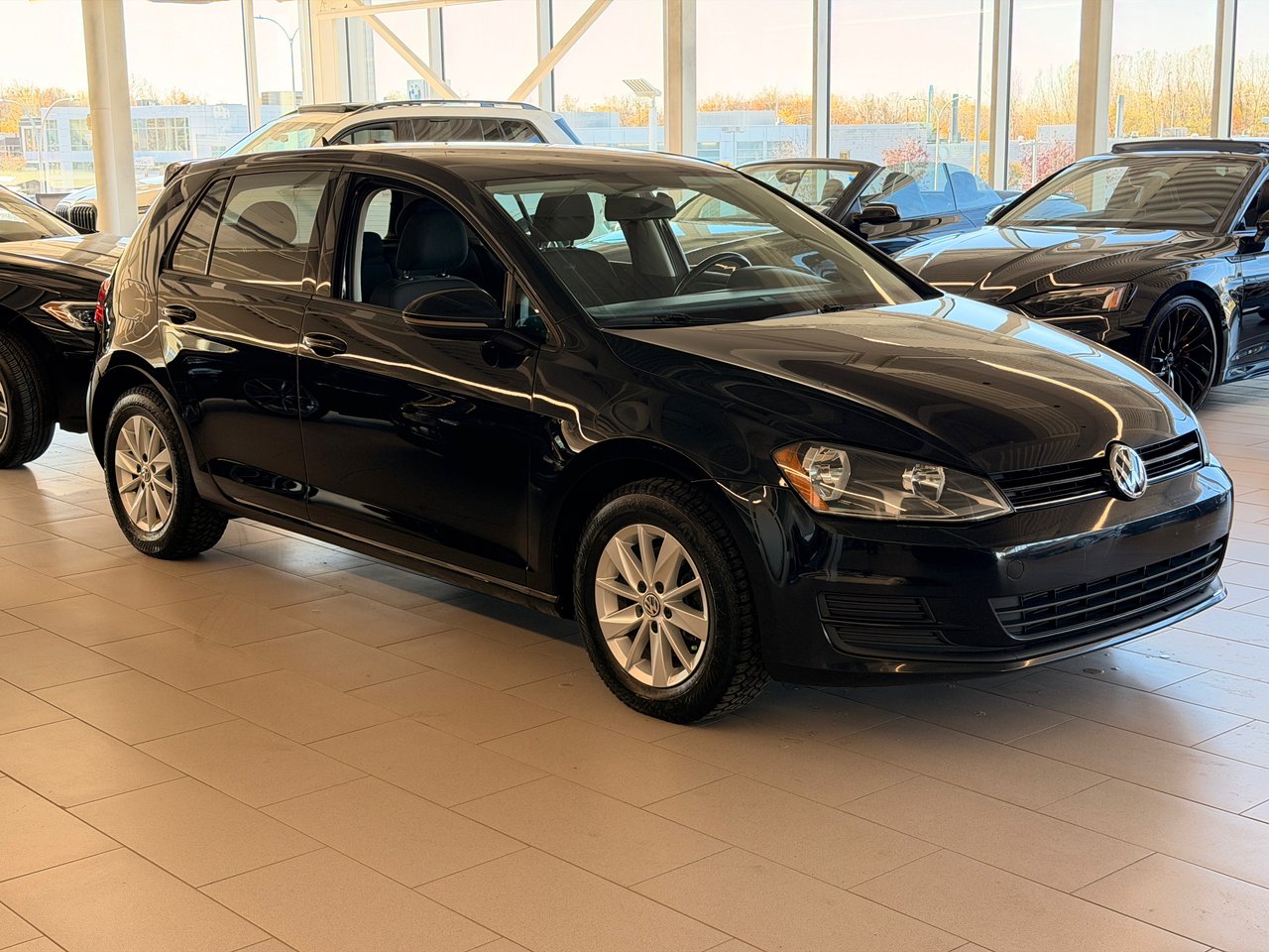 Black 2017 Volkswagen Golf Hatchback  Automatic