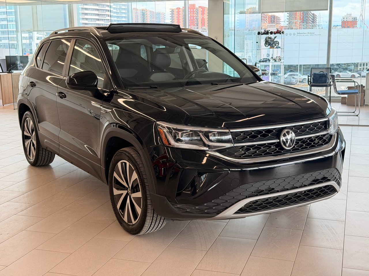 2022 Volkswagen Taos Highline 4Motion