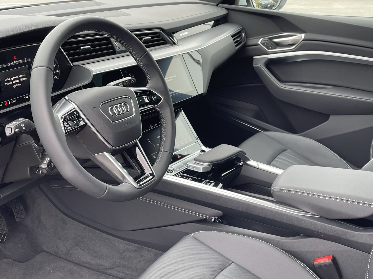 New 2023 Glacier White metallic Audi Technik image 19