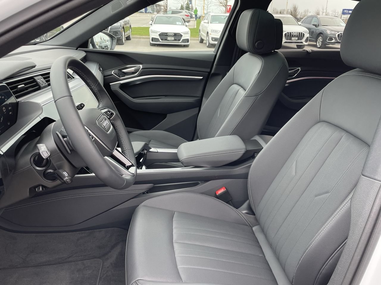 New 2023 Glacier White metallic Audi Technik image 20