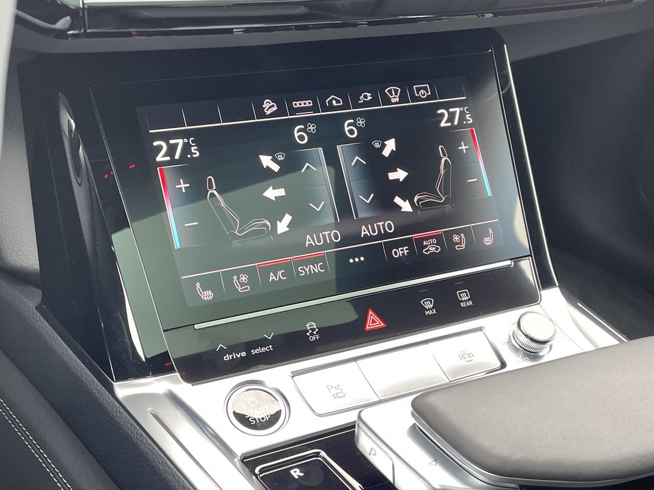 New 2023 Glacier White metallic Audi Technik image 27