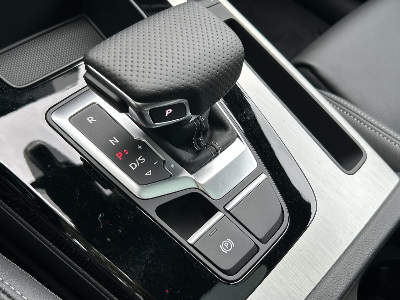 New 2023 Ibis white Audi Progressiv 45 TFSI quattro image 28