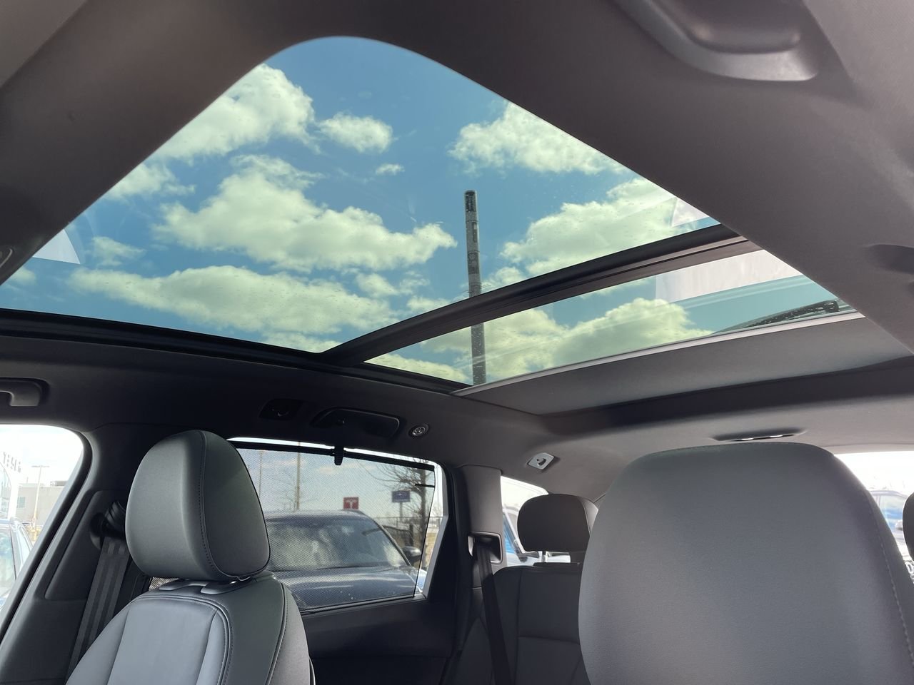 New 2023 Glacier White metallic Audi Komfort 45 TFSI quattro image 30