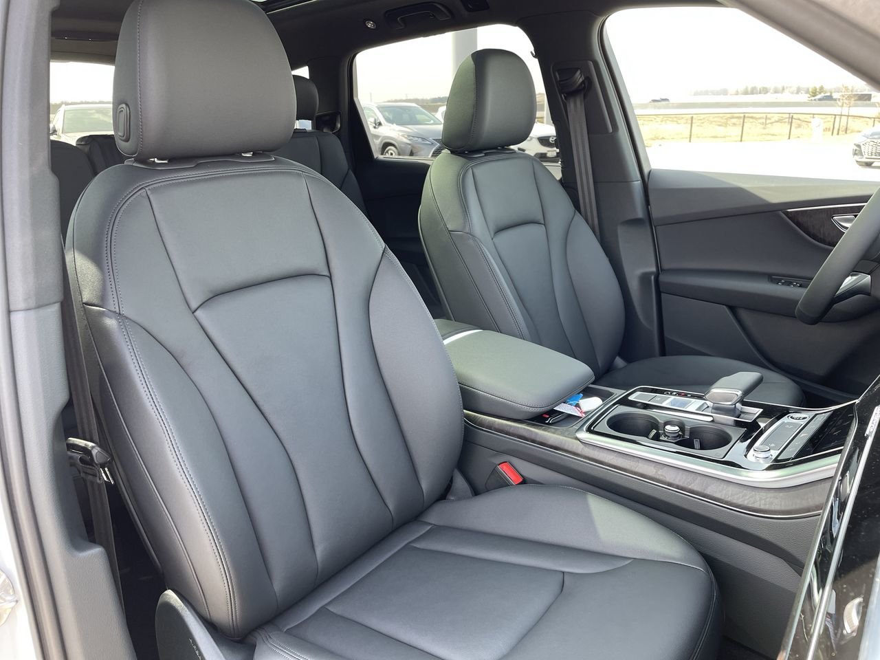 New 2023 Glacier White metallic Audi Komfort 55 TFSI quattro image 34