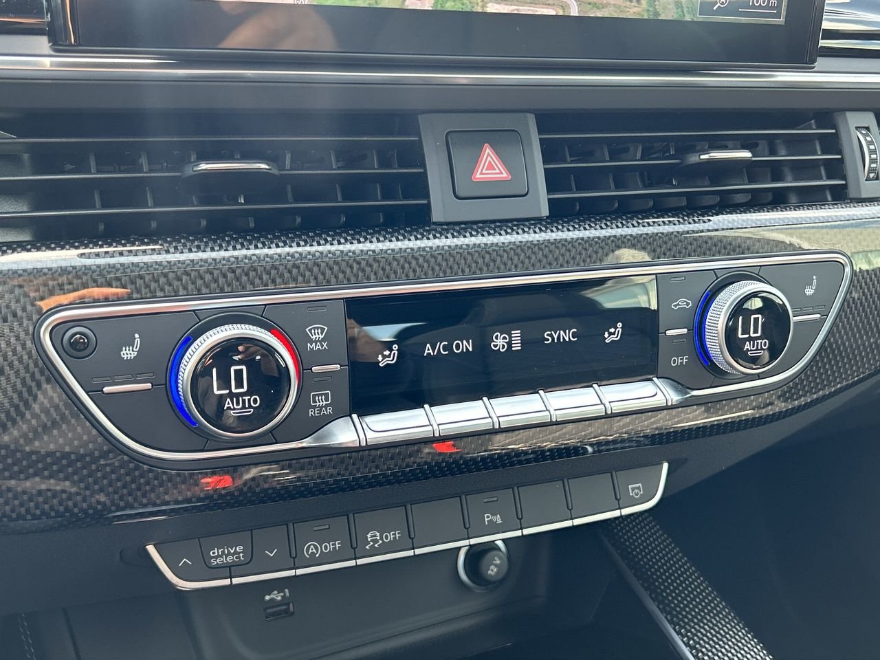 New 2023 Chronos grey metallic Audi Progressiv image 26