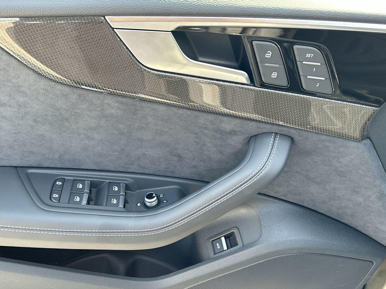 New 2023 Chronos grey metallic Audi Progressiv image 20