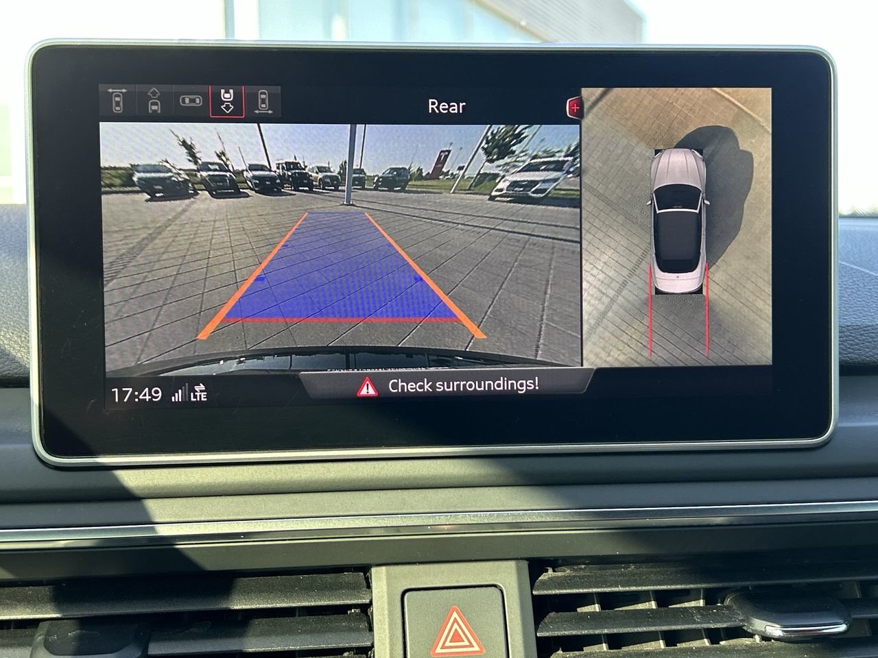 Used 2019 Mythos Black Met/Red Top Audi Technik Cab image 24