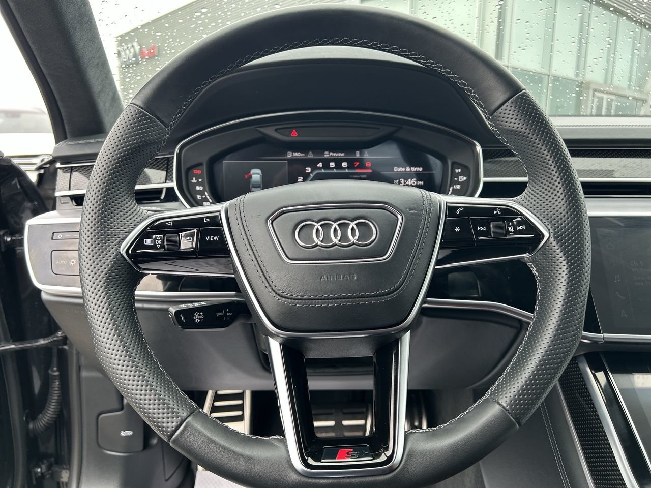 Certified Used 2022 Daytona Grey Pearl Effect Audi 4.0L TFSI image 21