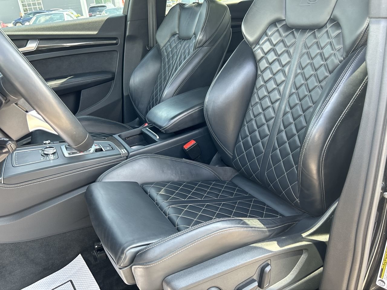 Used 2019 Mythos Black Met Audi Technik image 19