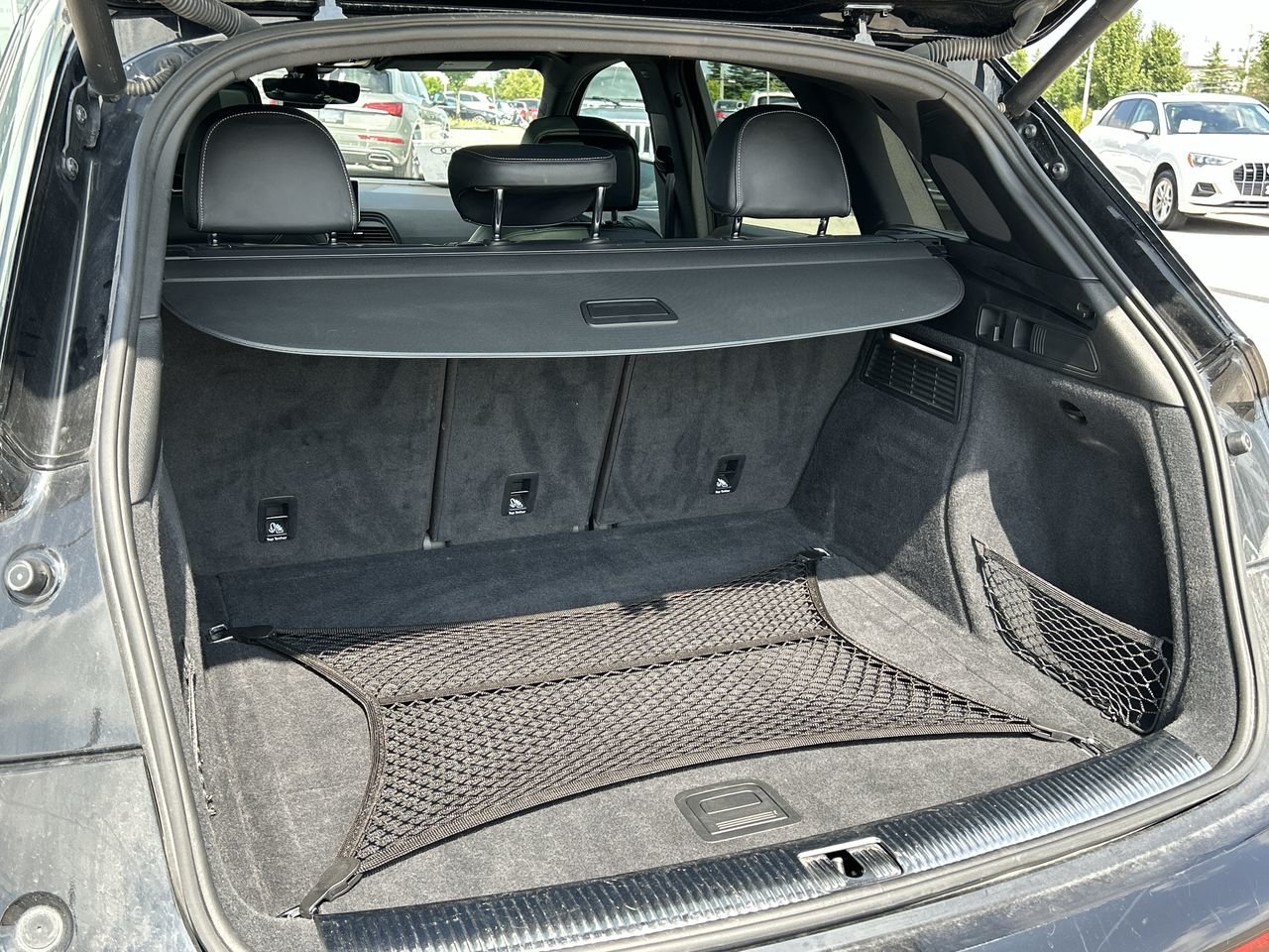 Used 2019 Mythos Black Met Audi Technik image 31