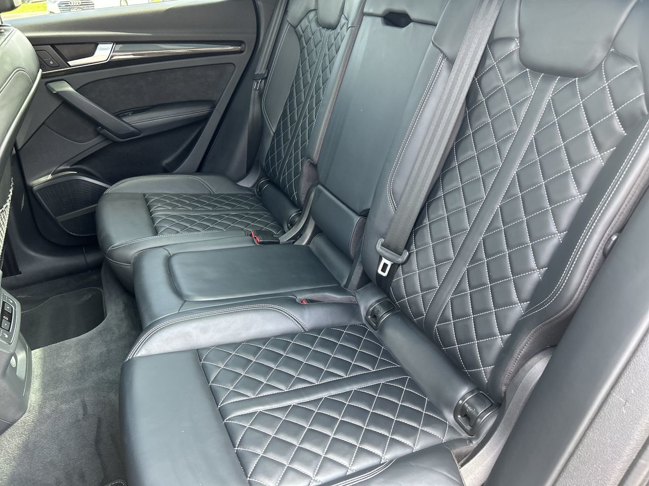 Used 2019 Mythos Black Met Audi Technik image 30