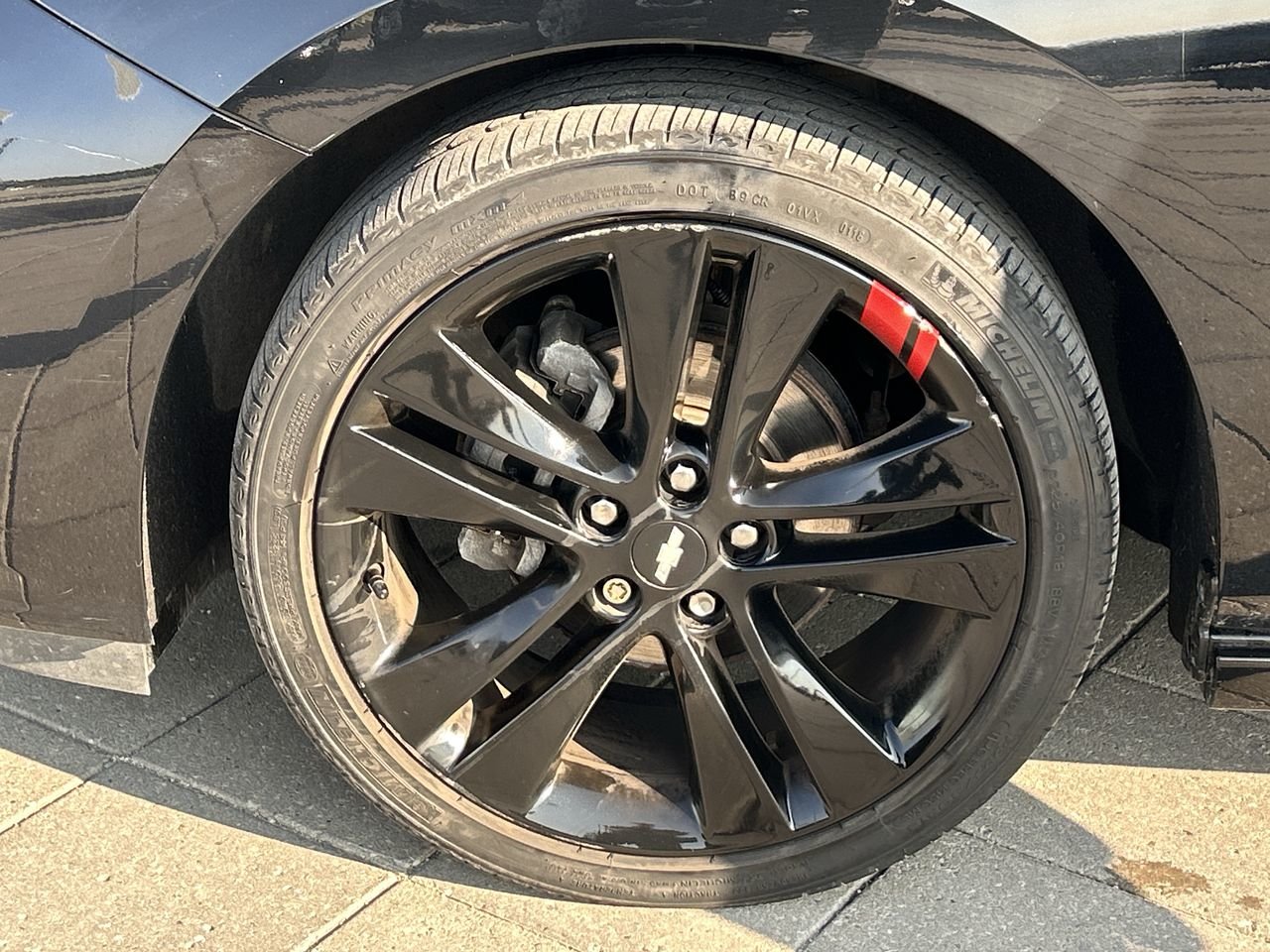 Used 2018 Mosaic Black (MET) Chevrolet LT image 18