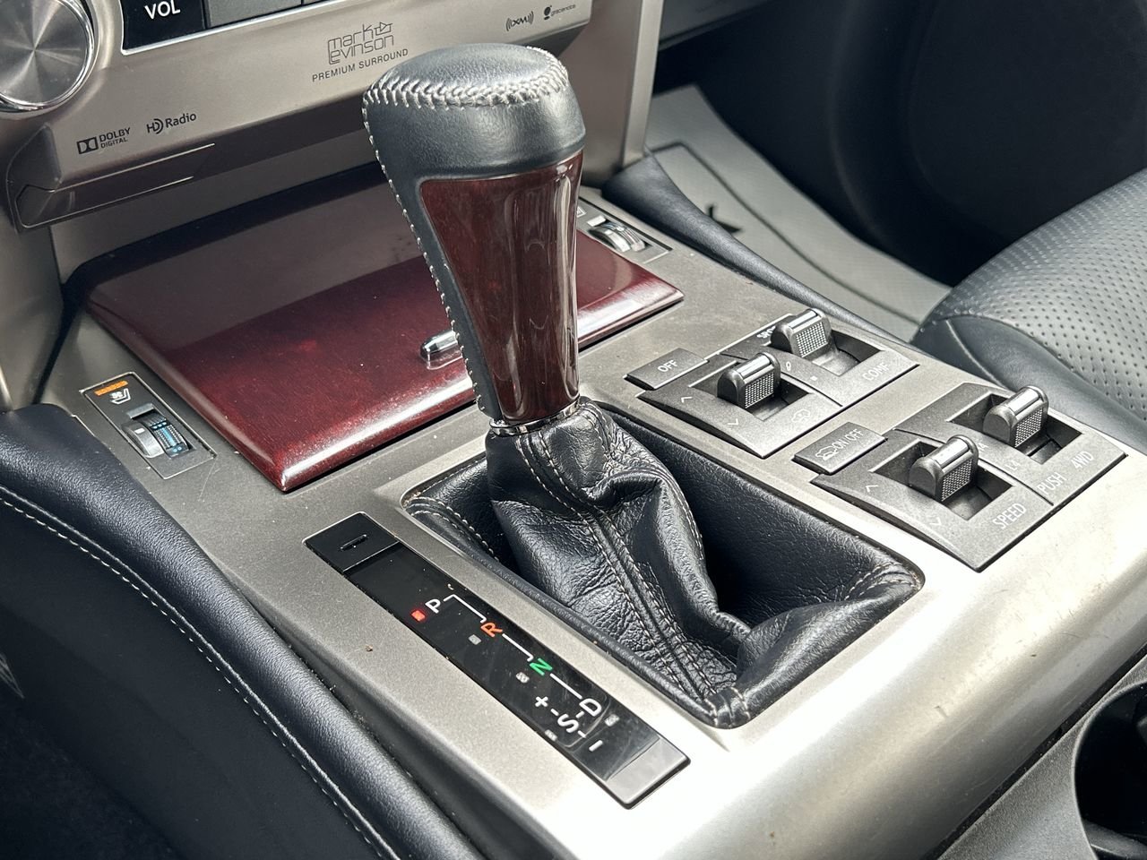 Used 2016 Starlight Black Mica Lexus 460 image 27
