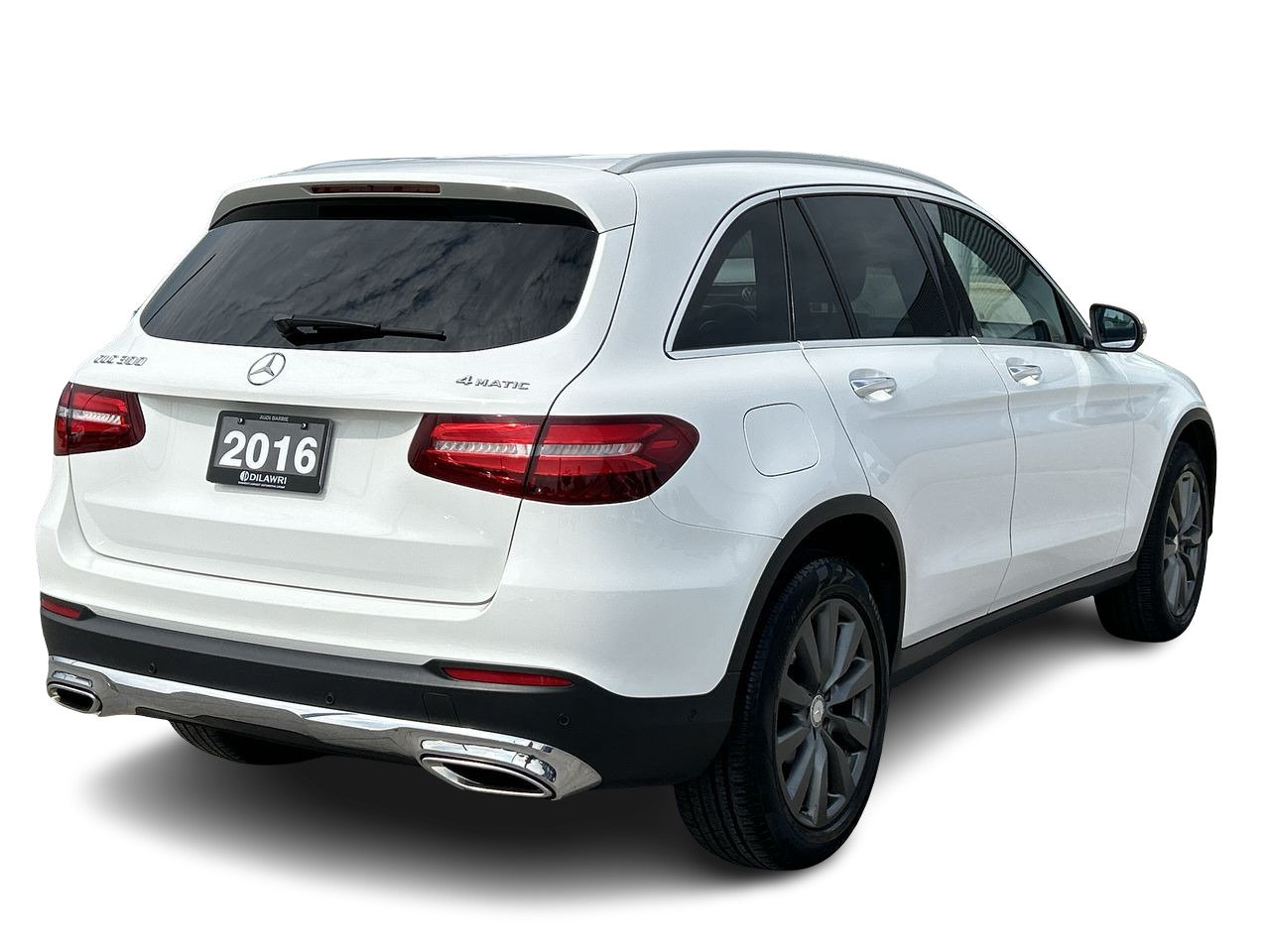 Used 2016 Polar White Mercedes-Benz 4MATIC image 10