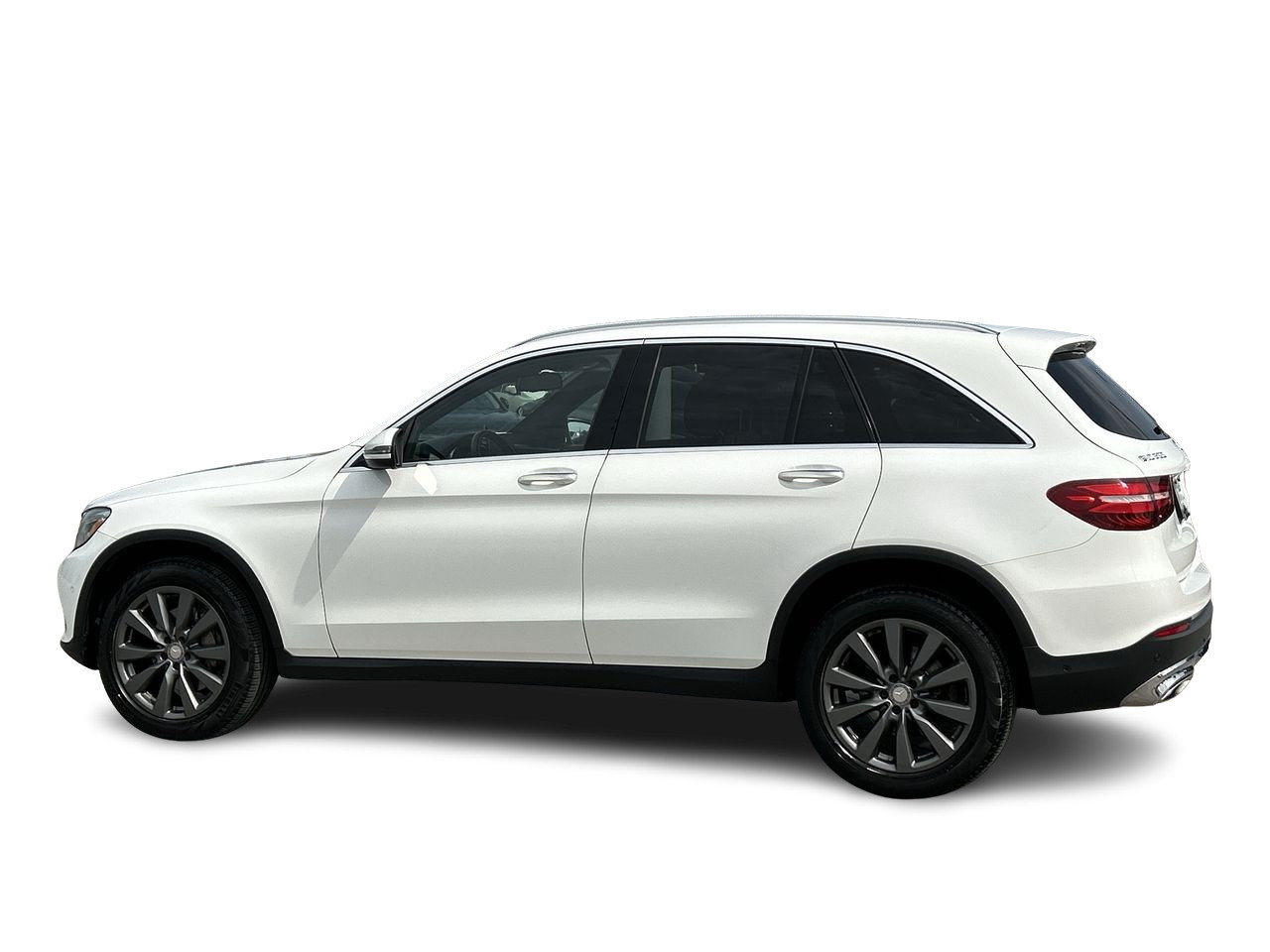 Used 2016 Polar White Mercedes-Benz 4MATIC image 6