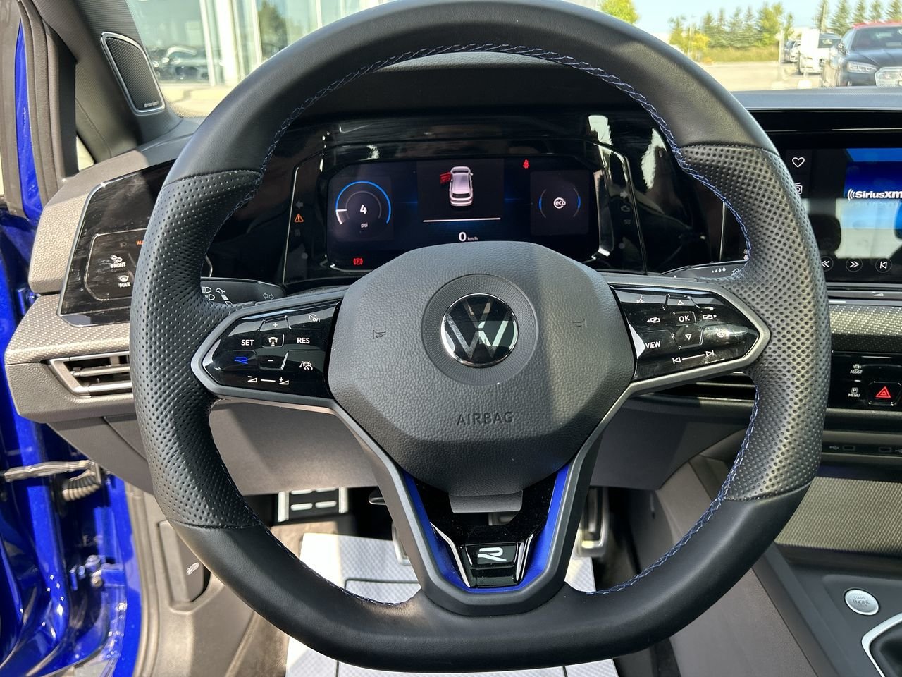 Used 2022 Lapiz Blue Metallic Volkswagen 2.0 T 6Sp image 22