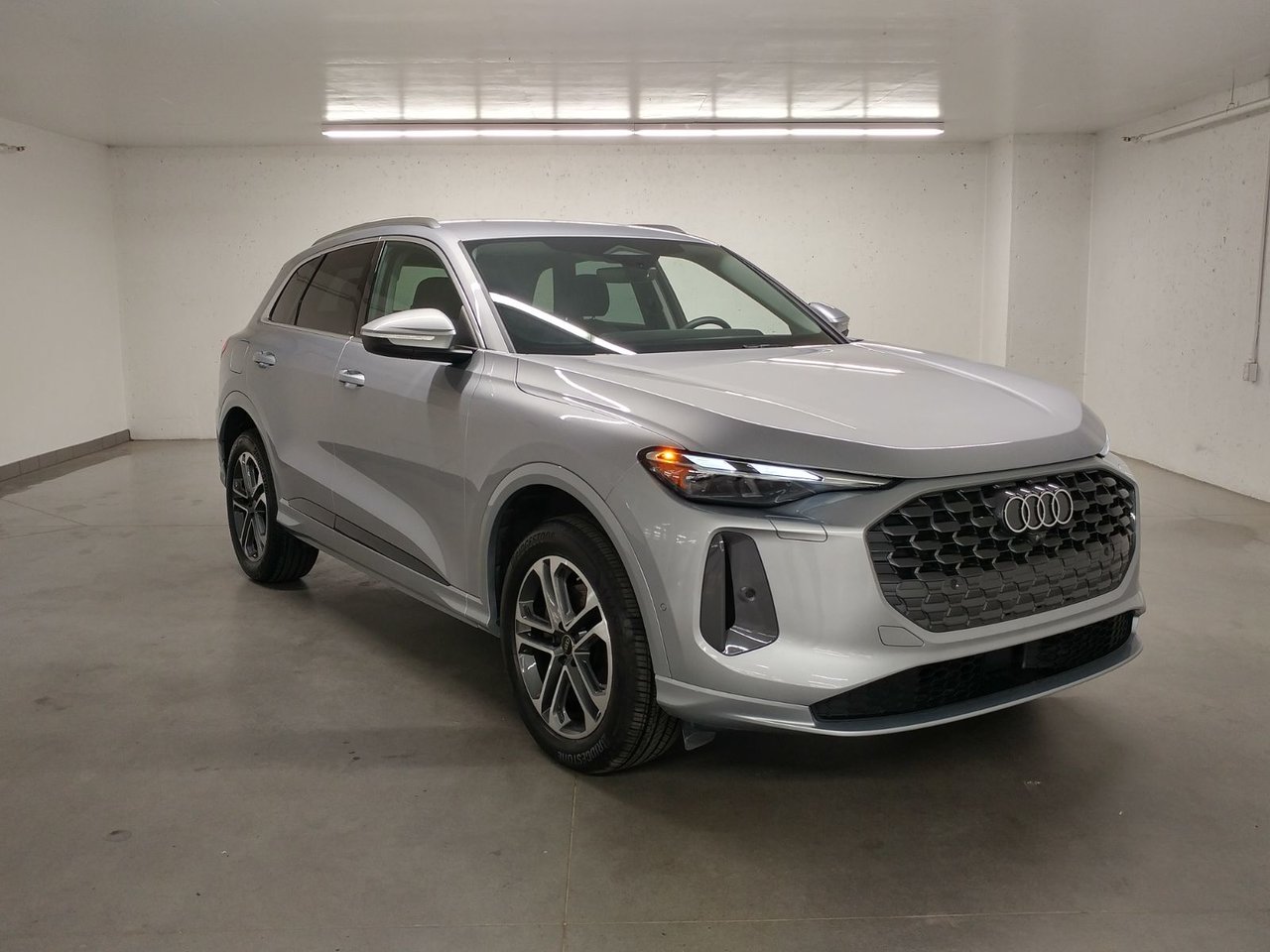 Silver 2025 Audi Q5 SUV / Crossover All-Wheel Drive Automatic