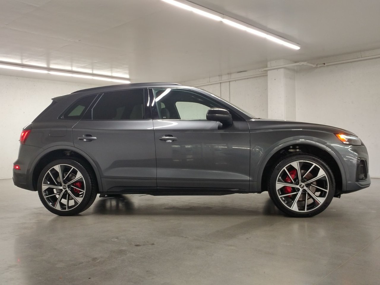 2023 Audi SQ5