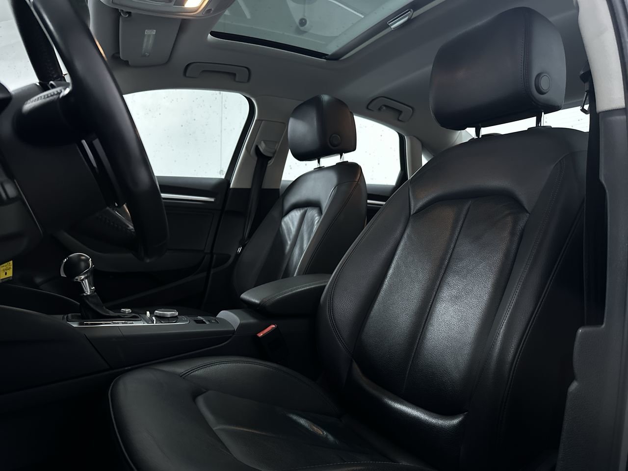 2015 Audi A3 2.0 TDI Komfort, Vancouver, Cash