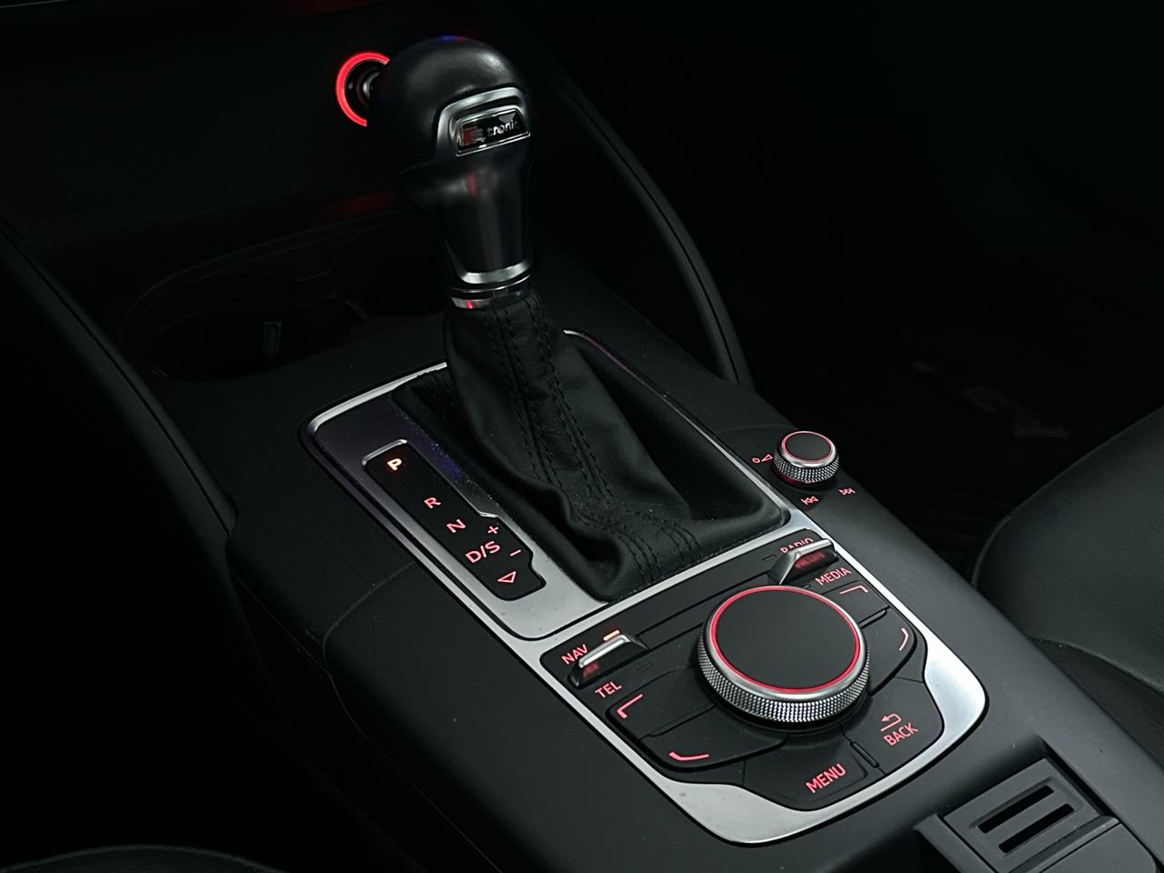 2015 Audi A3 2.0 TDI Komfort, Vancouver, Cash