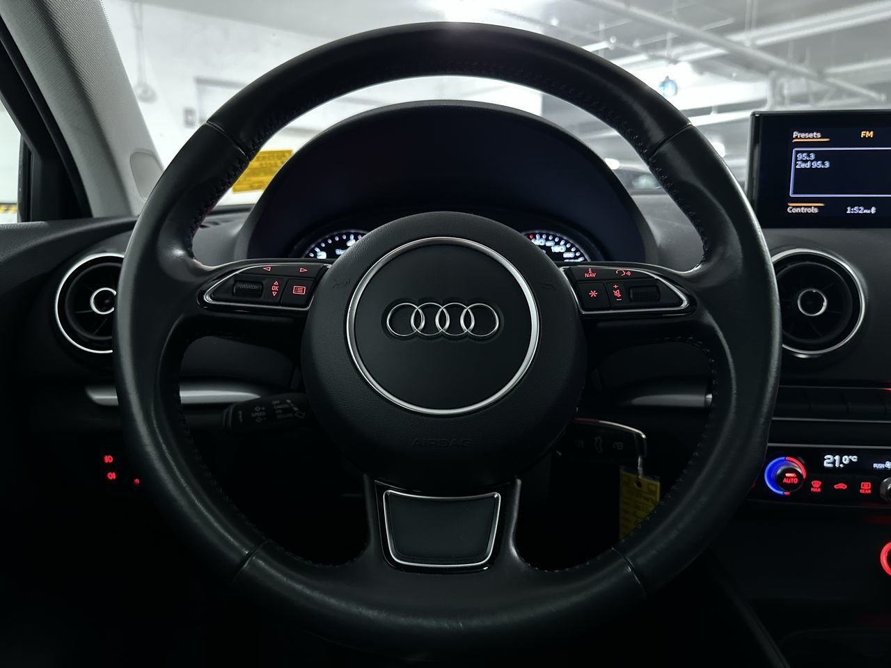 2015 Audi A3 2.0 TDI Komfort, Vancouver, Cash