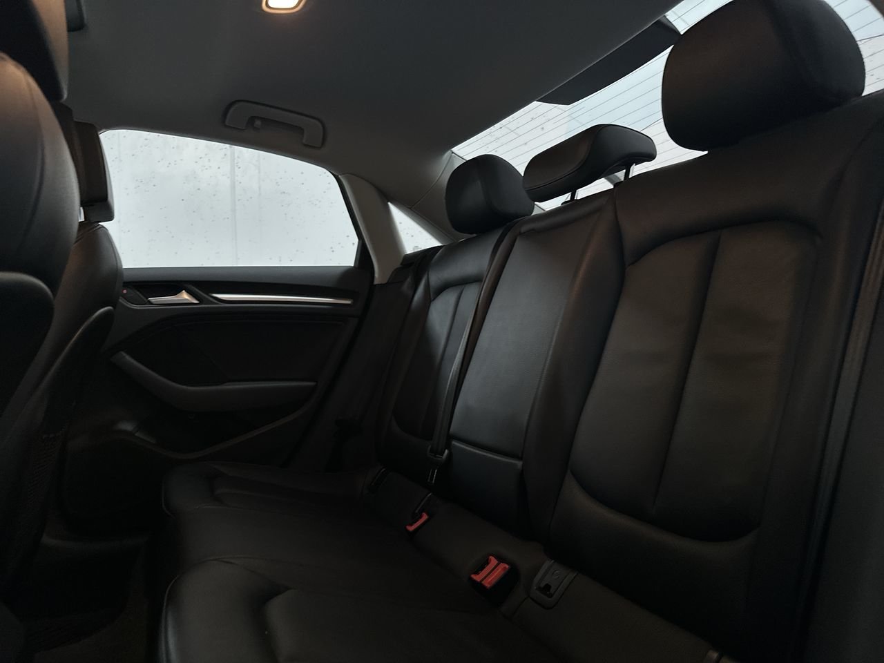2015 Audi A3 2.0 TDI Komfort, Vancouver, Cash