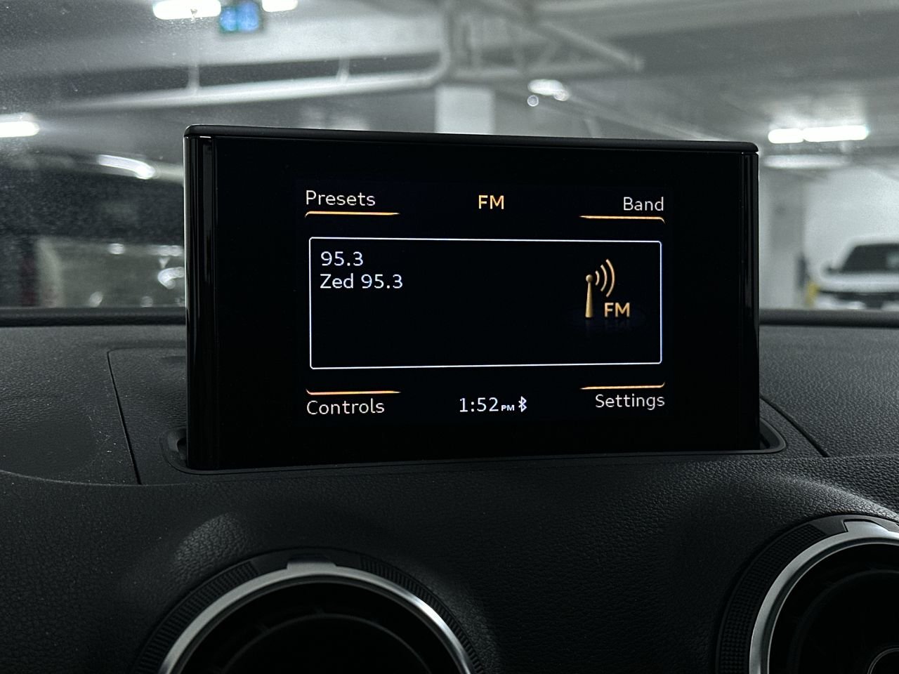 2015 Audi A3 2.0 TDI Komfort, Vancouver, Cash