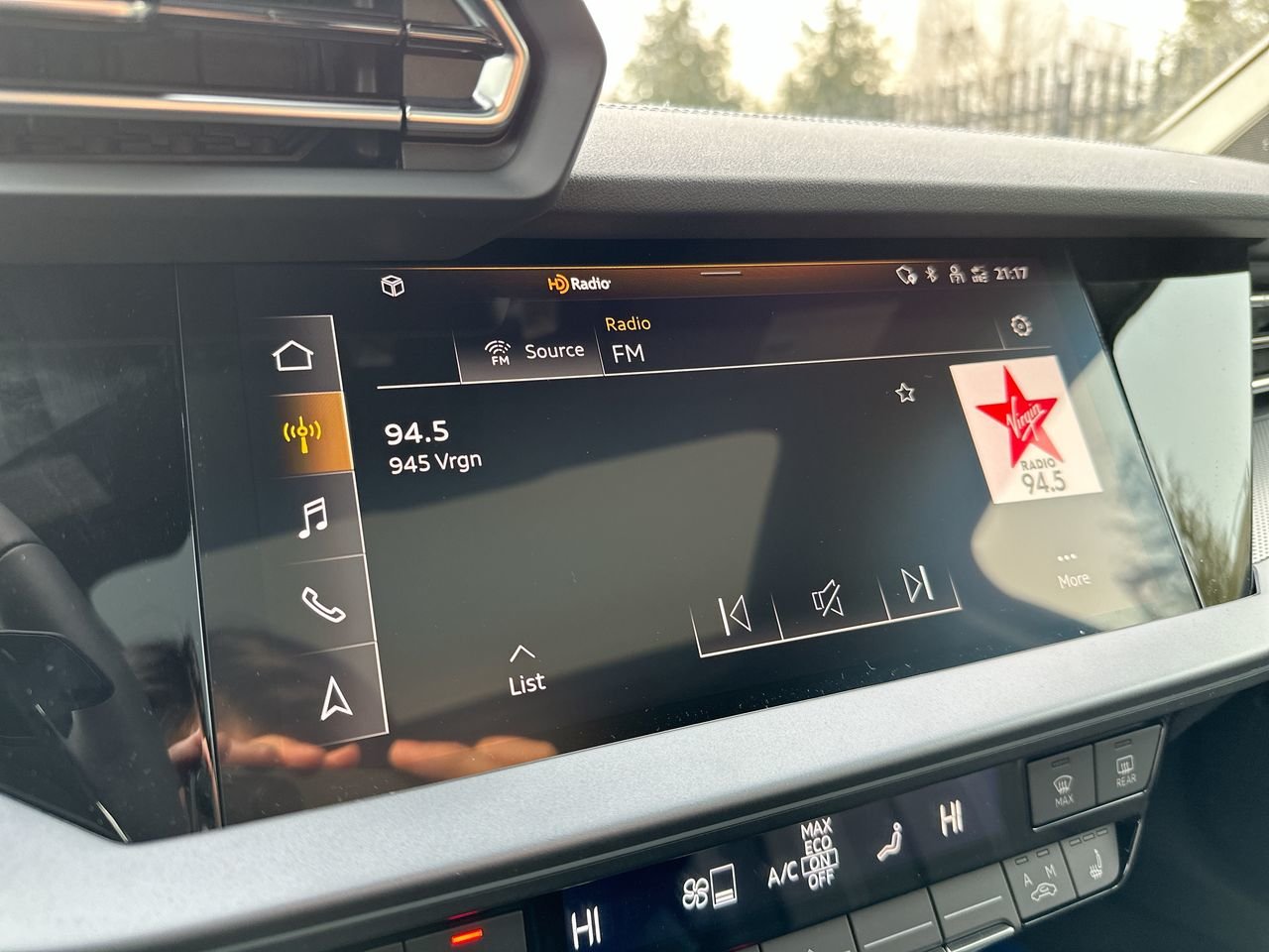 2025 Audi A3 40 Progressiv, Vancouver, Cash