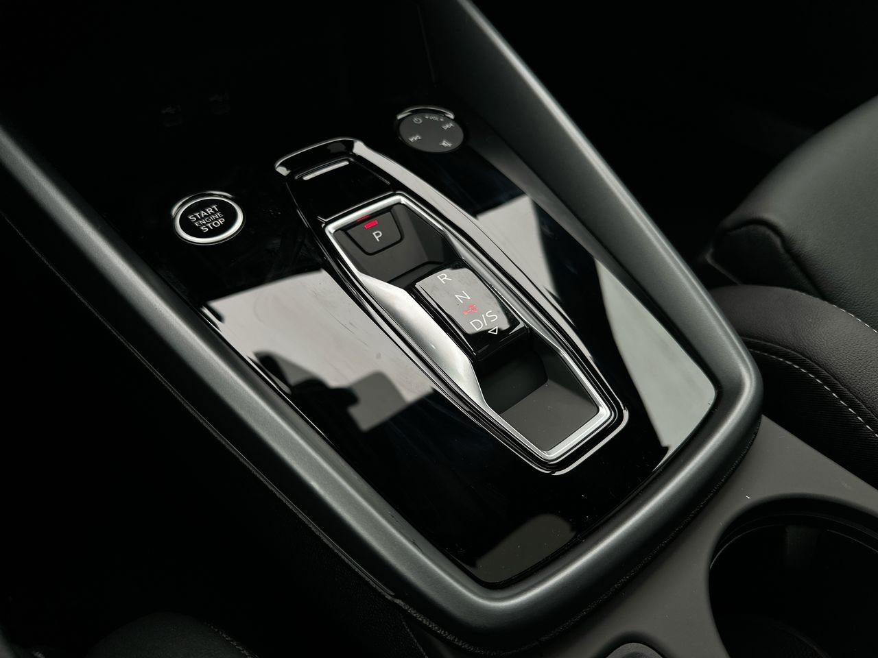 2025 Audi A3 40 Progressiv, Vancouver, Cash