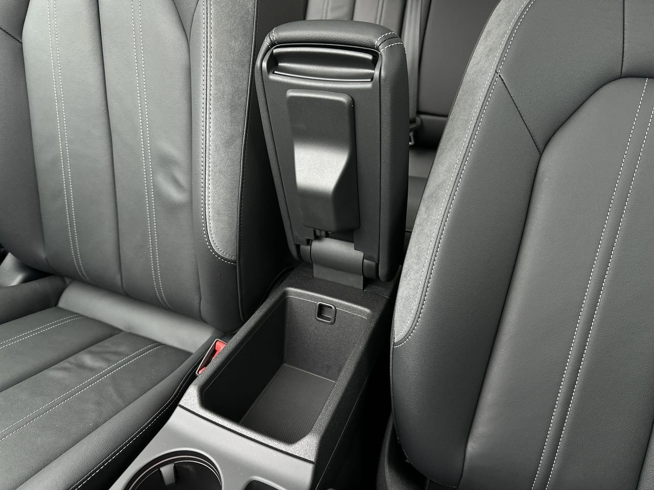 2026 Audi A3 40, 温哥华, 全款车