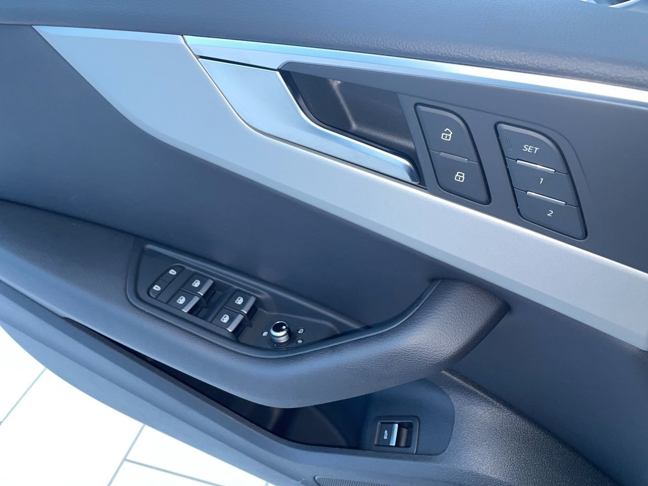 2023 Audi A5 45 Komfort, Vancouver, Cash
