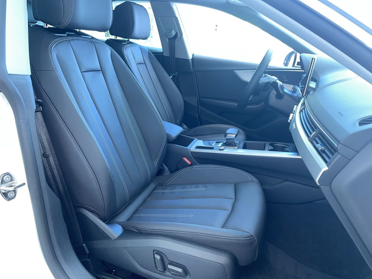2023 Audi A5 45 Komfort, Vancouver, Cash