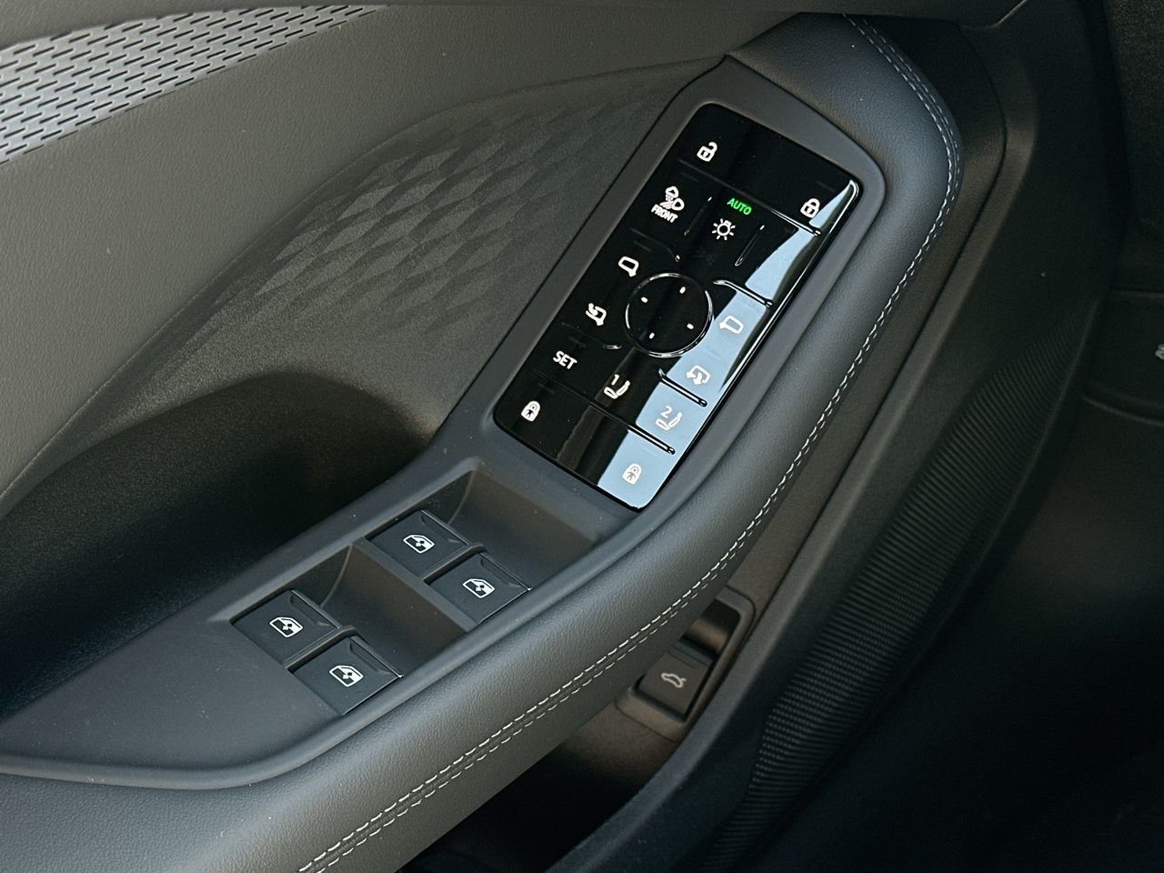 2025 Audi New A5 Technik 2.0 TFSI quattro, Vancouver, Cash