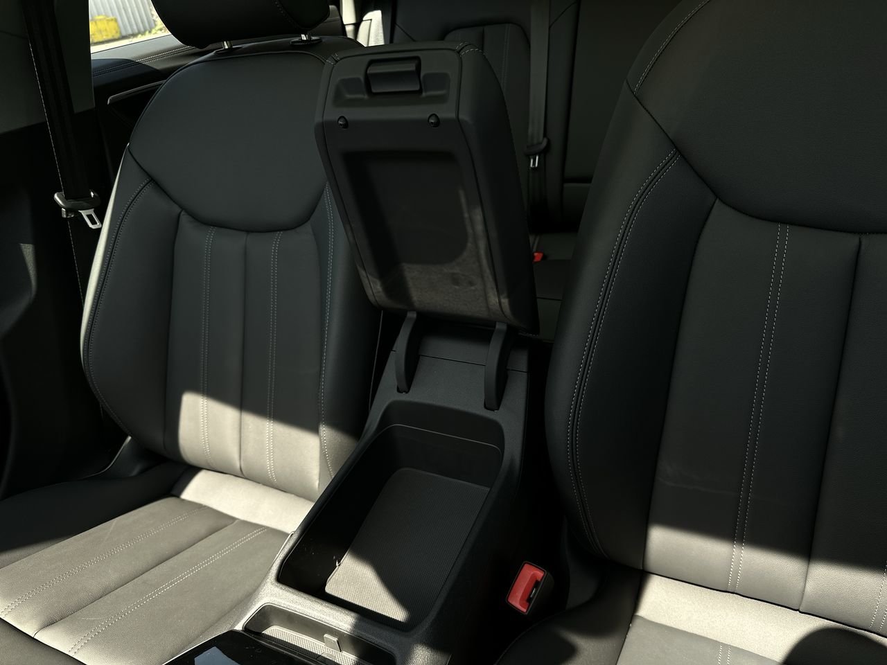 2025 Audi New A5 2.0T, 温哥华, 全款车