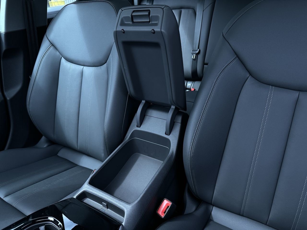 2025 Audi New A5 2.0T Progressiv, 温哥华, 全款车