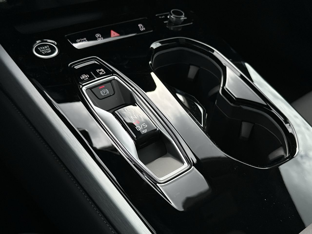 2025 Audi New A5 2.0T Progressiv, 温哥华, 全款车