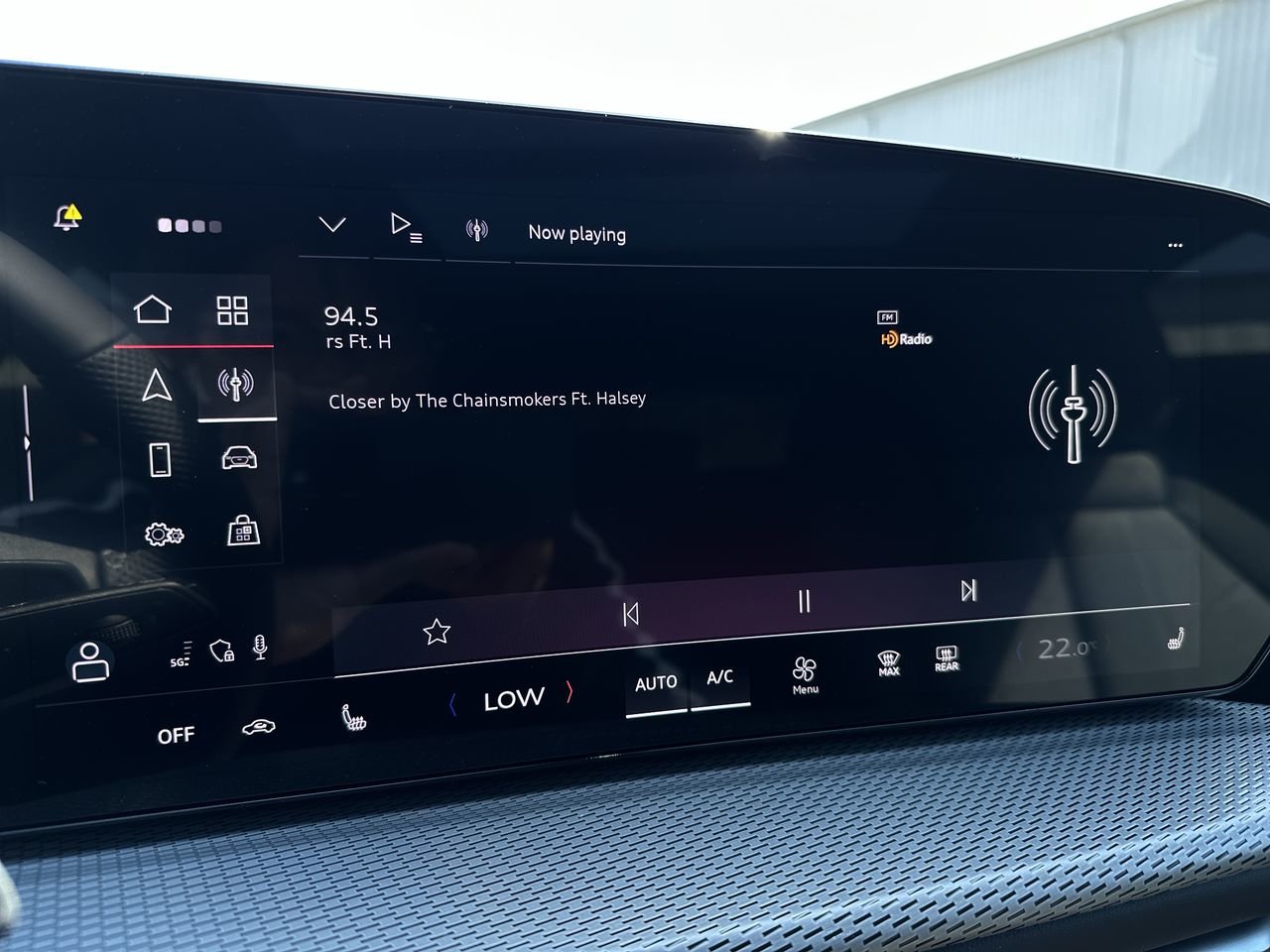 2025 Audi New Q5 2.0T Progressiv, Vancouver, Cash