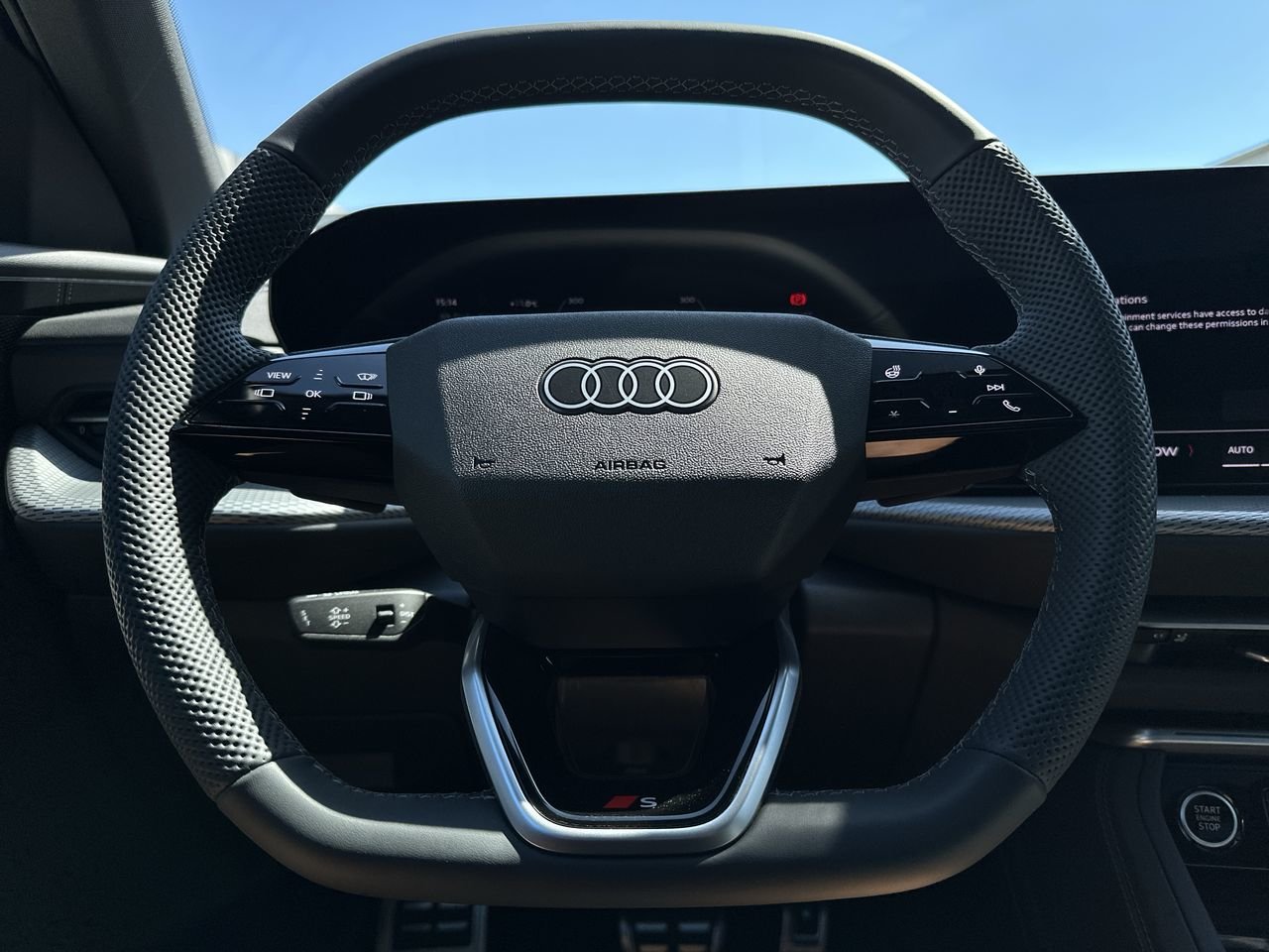 2025 Audi New Q5 2.0T Progressiv, Vancouver, Cash