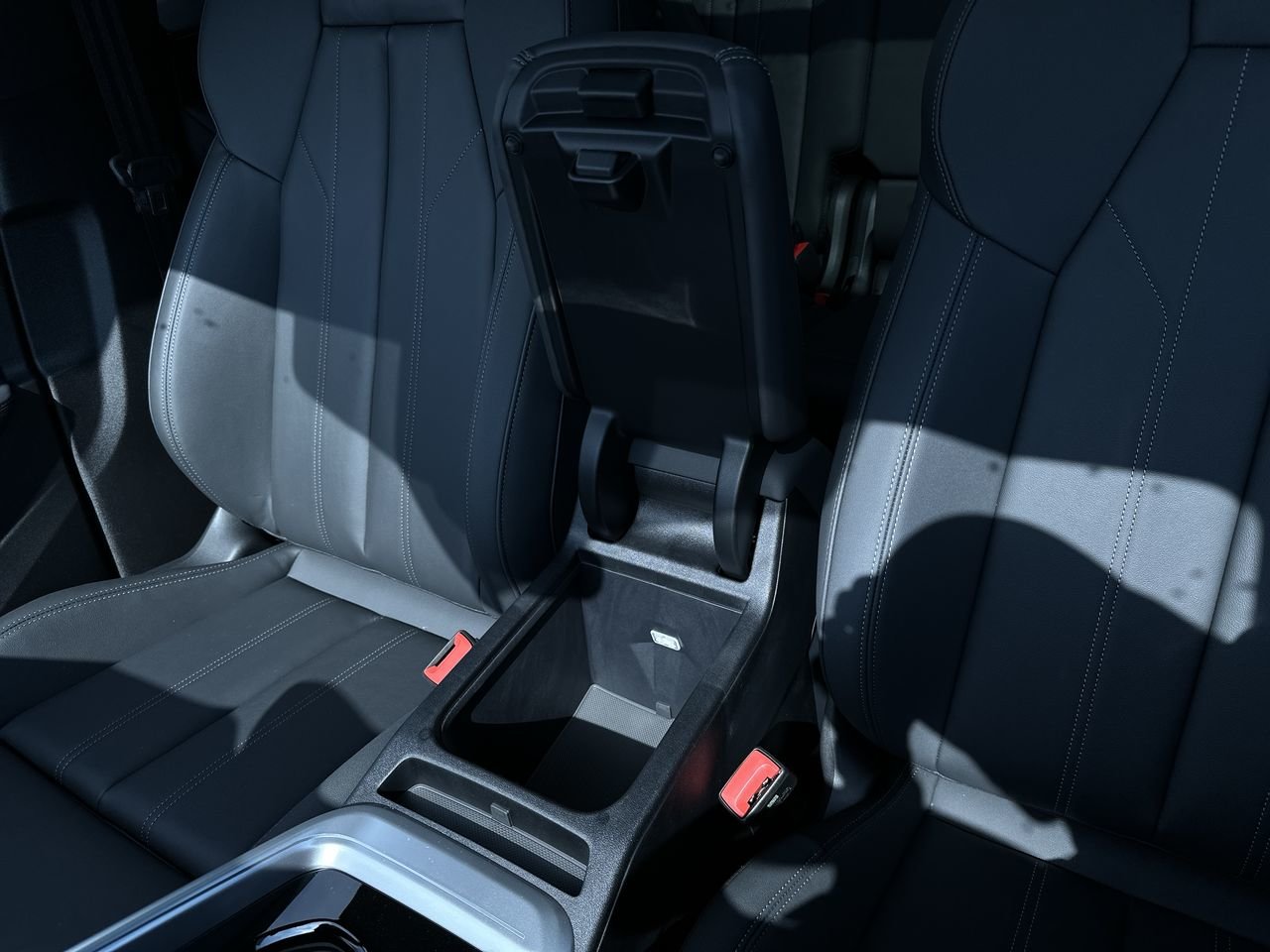 2025 Audi New Q5 2.0T Technik, Vancouver, Cash
