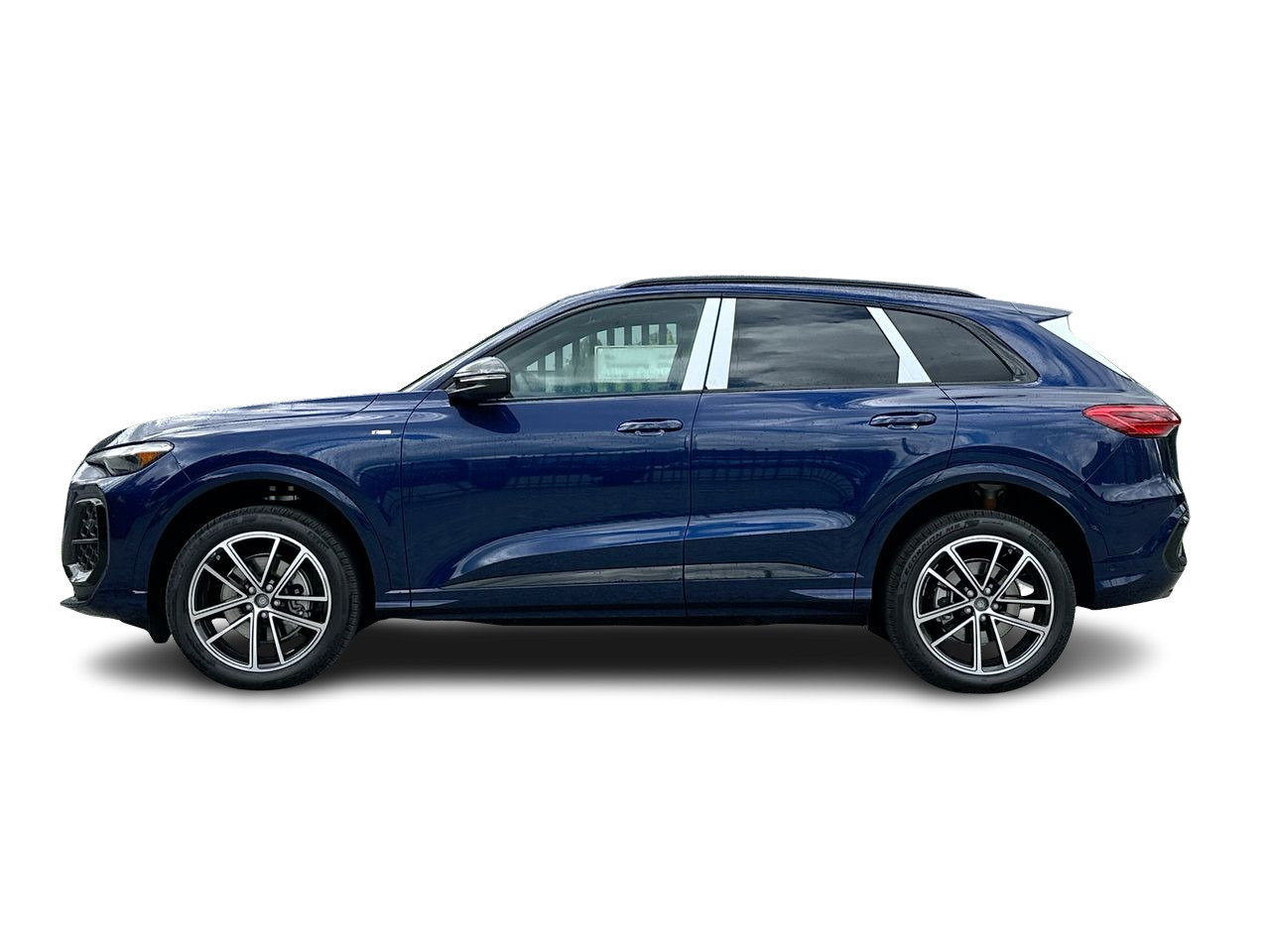 2025 Audi New Q5 2.0T Progressiv, Vancouver, Cash