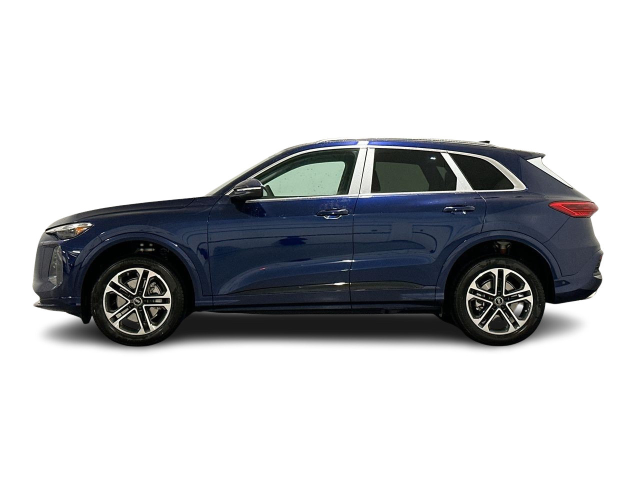 2025 Audi New Q5 2.0T, Vancouver, Cash